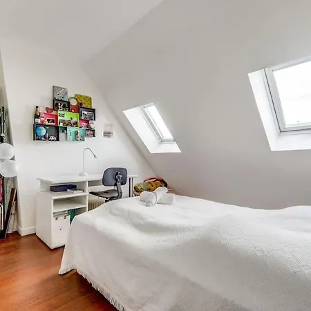 Duplex De Caractere Au Coeur De Apartment Paris